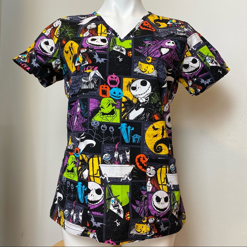 Disney Nightmare Before Christmas Halloween scrub top XS